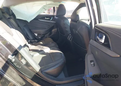 2017 Nissan Maxima 3.5 Sv from USA, damaged, VIN 1N4AA6AP4HC406136